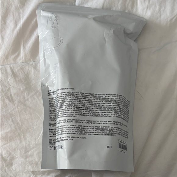 IL MAKIAGE Skin Sun Foam - Picture 3 of 4